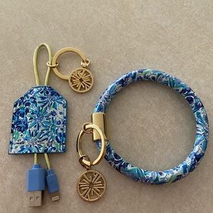 Lilly Pulitzer charging phone tag & key ring